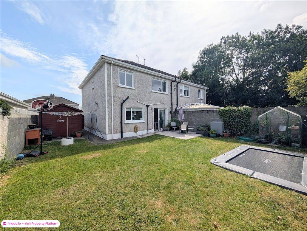 Semi-detached house for Sale in Nenagh, Tipperary