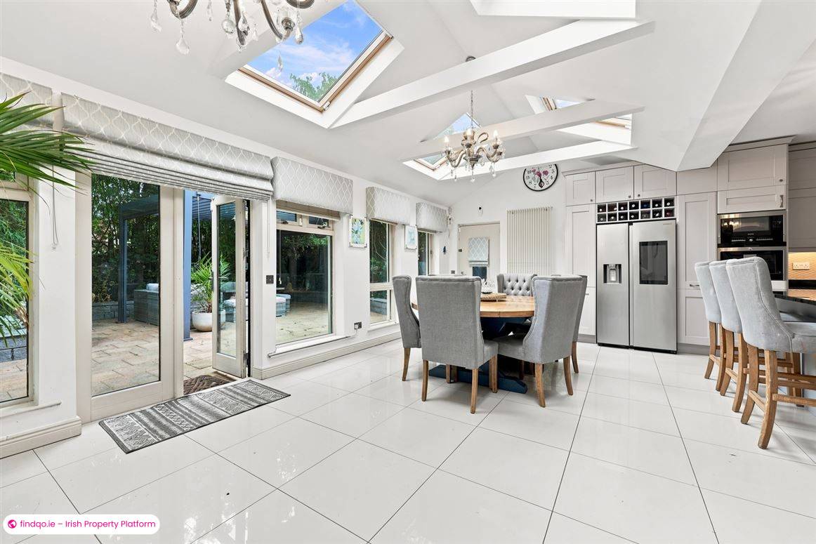 Detached house for Sale in Hollystown, Dublin 15