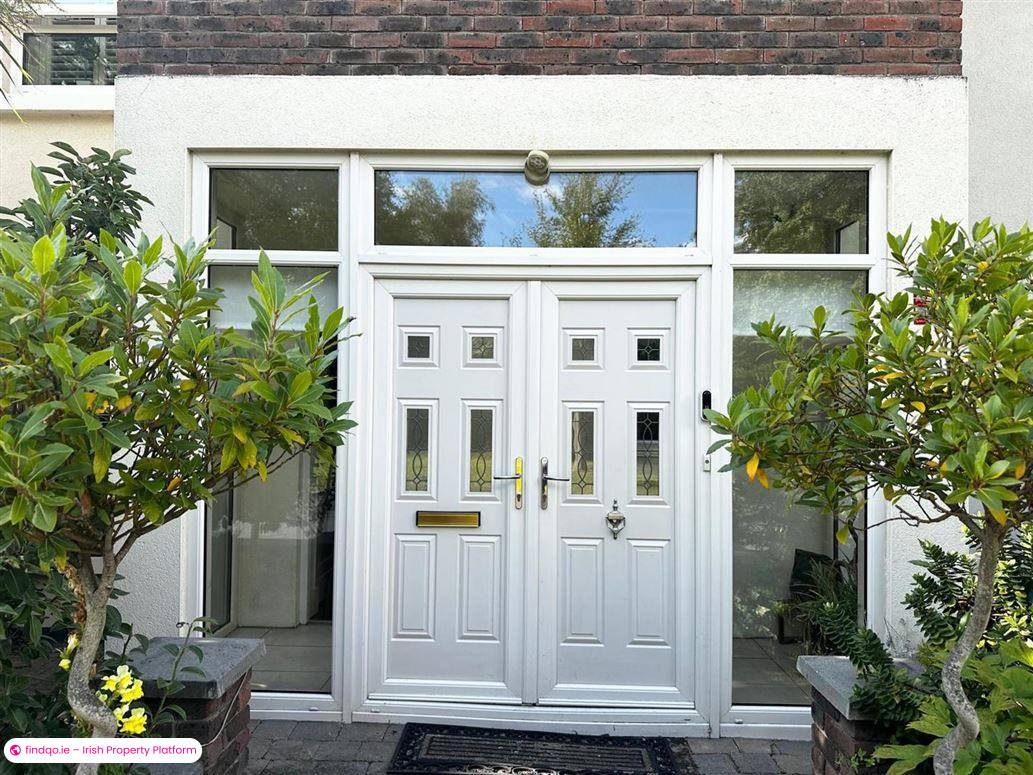 Detached house for Sale in Hollystown, Dublin 15