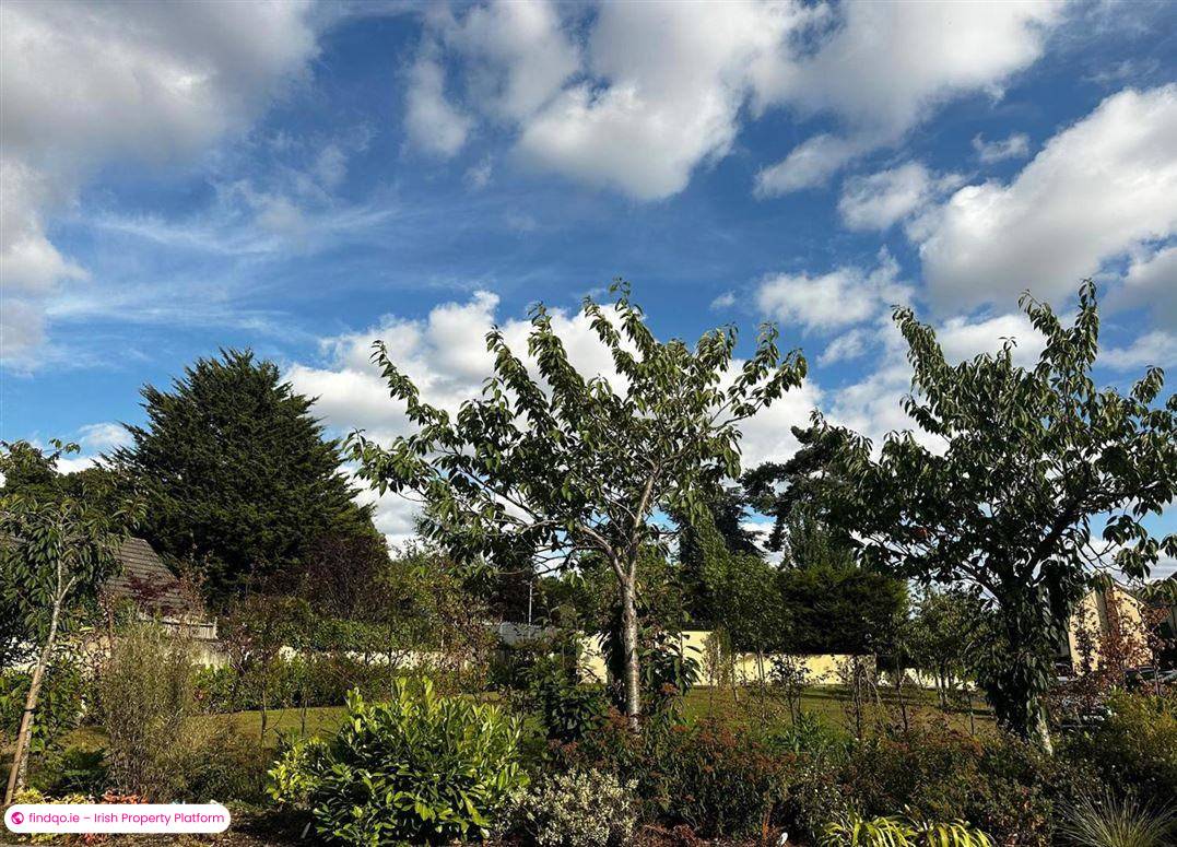 Detached house for Sale in Hollystown, Dublin 15