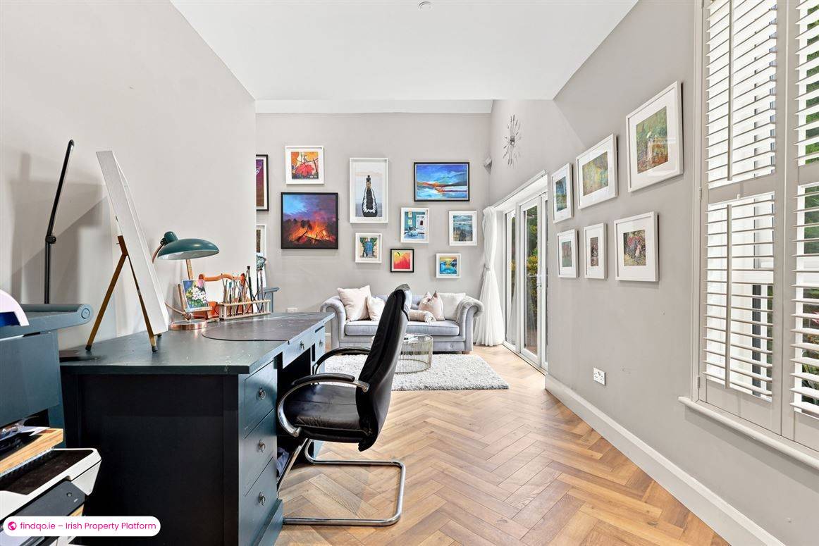 Detached house for Sale in Hollystown, Dublin 15