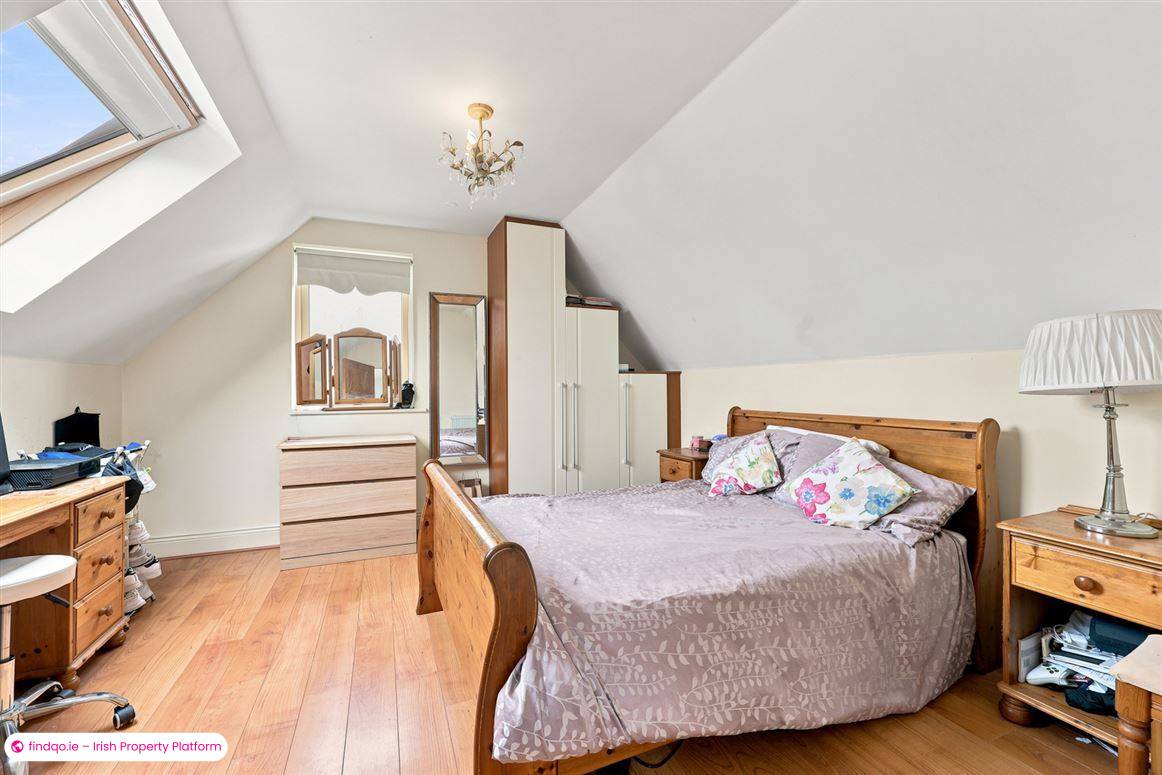 Detached house for Sale in Hollystown, Dublin 15