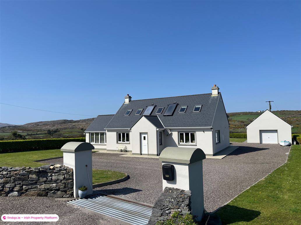 Detached house for Sale in Lowertown, Cork