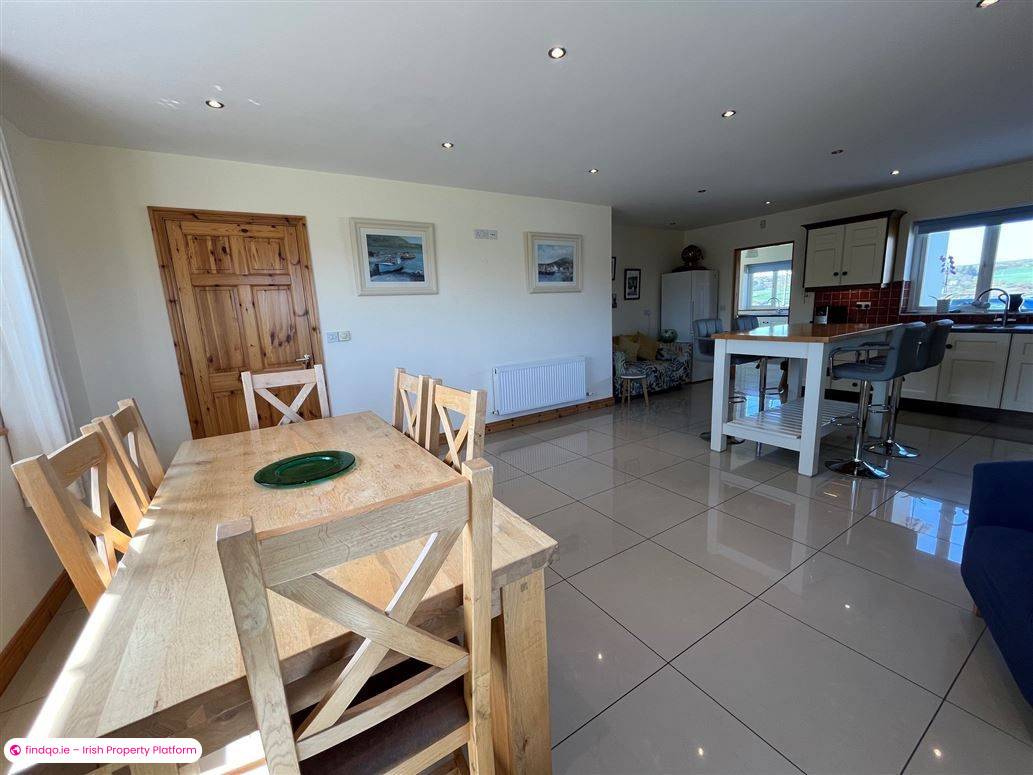 Detached house for Sale in Lowertown, Cork