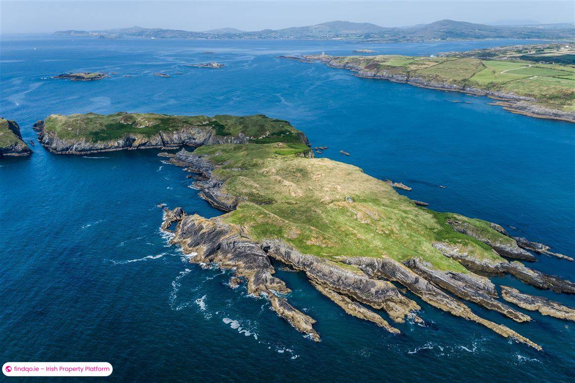 Detached house for Sale in Schull, Cork