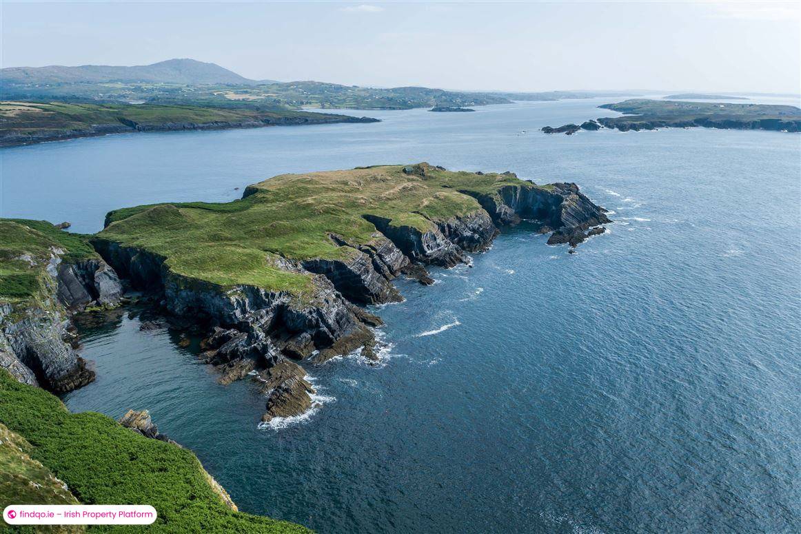 Detached house for Sale in Schull, Cork