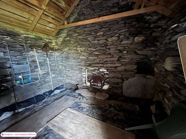 Detached house for Sale in Schull, Cork