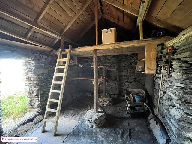 Detached house for Sale in Schull, Cork