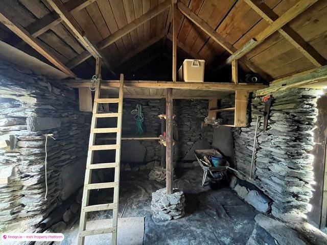 Detached house for Sale in Schull, Cork