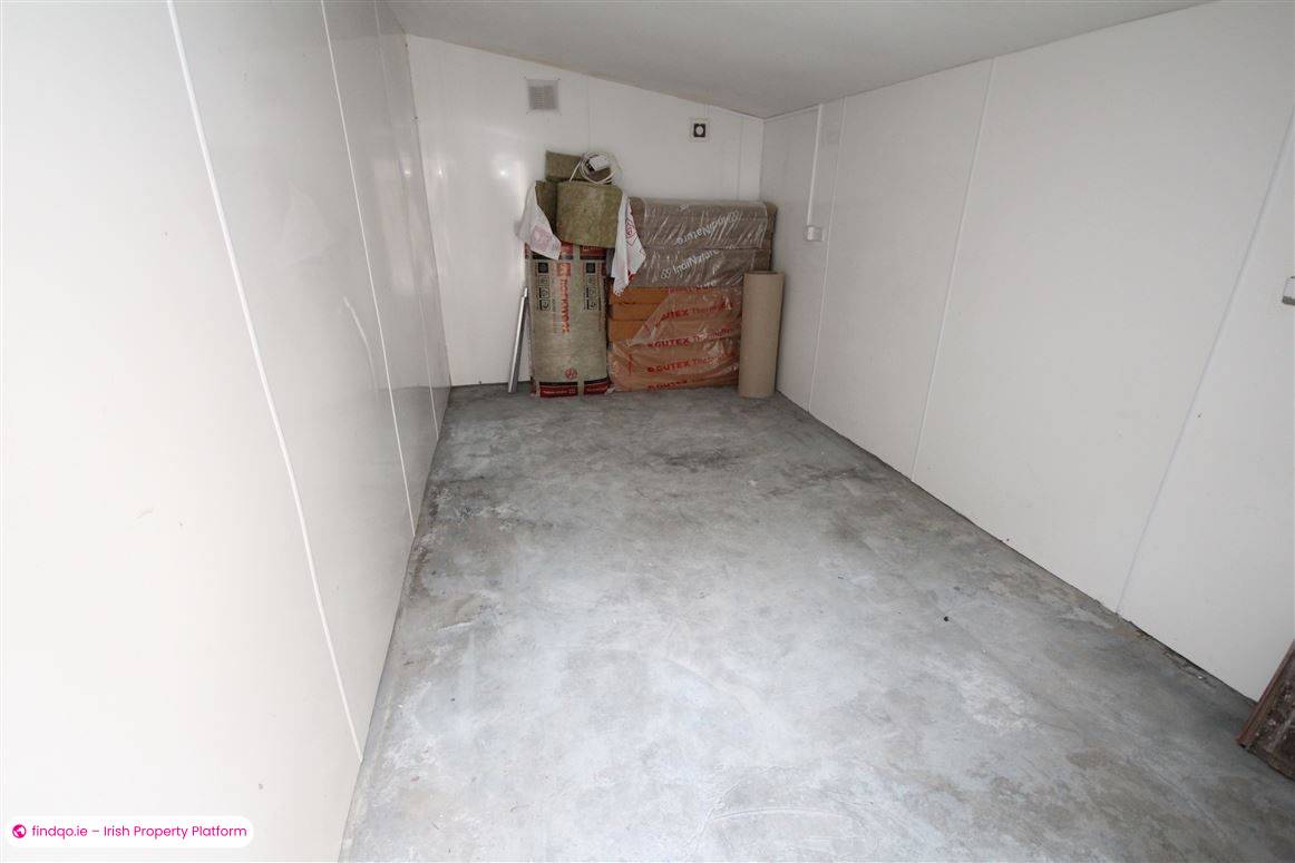 Retail Unit for Rent in Churchtown, Dublin 14
