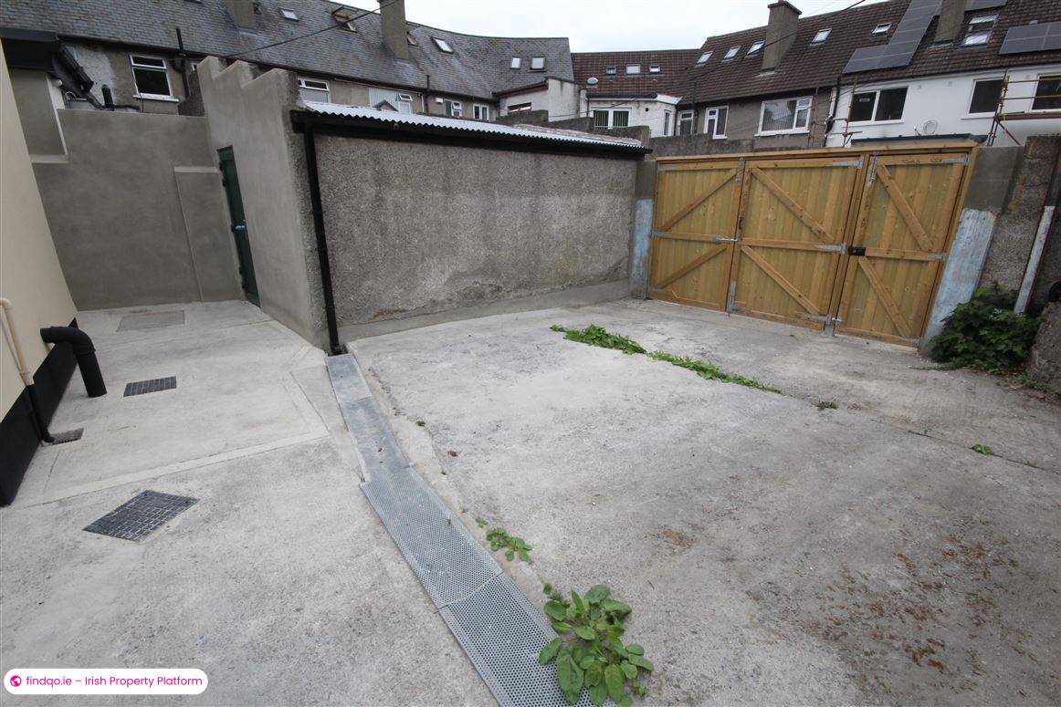 Retail Unit for Rent in Churchtown, Dublin 14