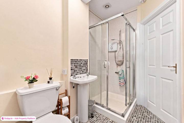 Semi-detached house for Sale in Beaumont, Dublin 5