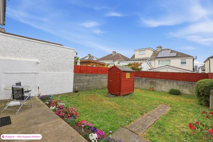 Semi-detached house for Sale in Beaumont, Dublin 5