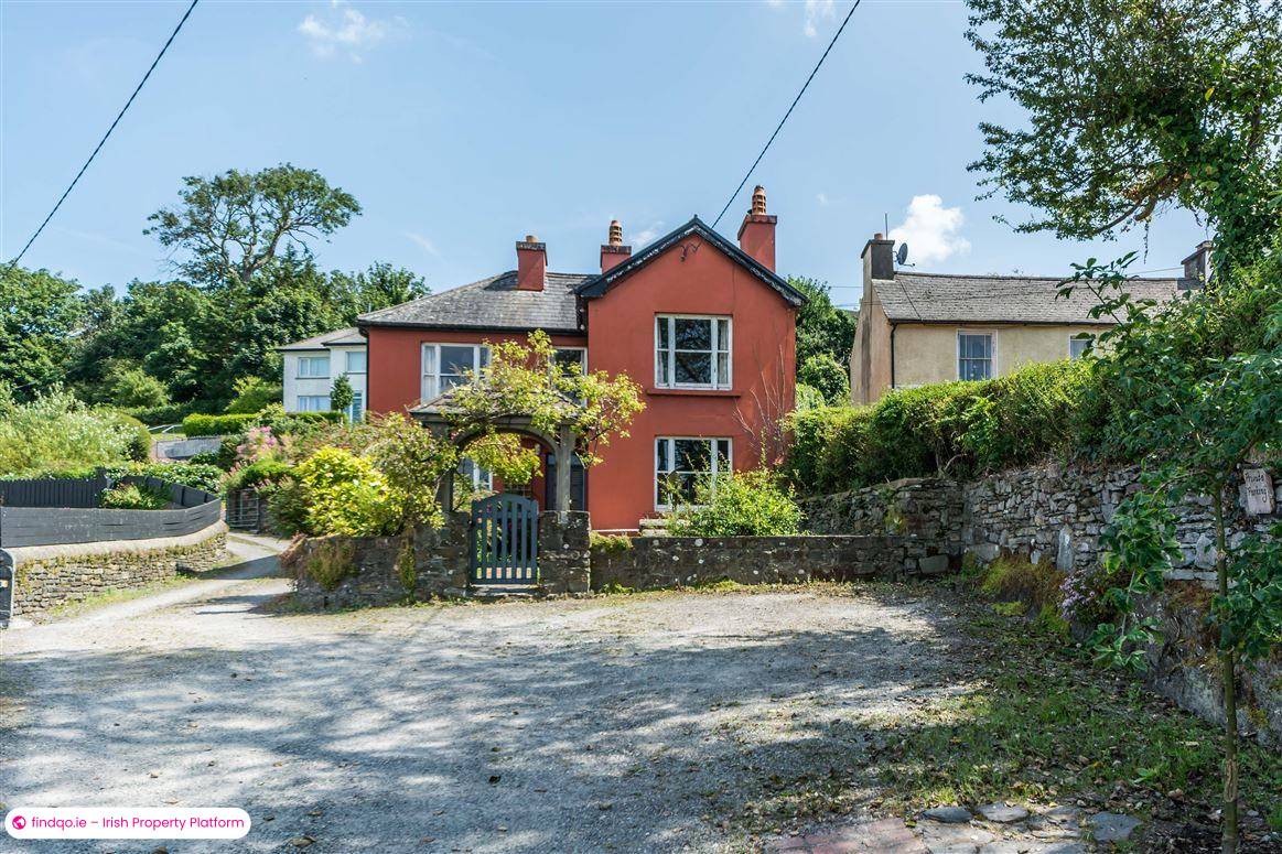 Detached house for Sale in Bantry, Cork