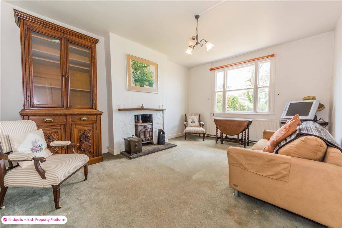 Detached house for Sale in Bantry, Cork