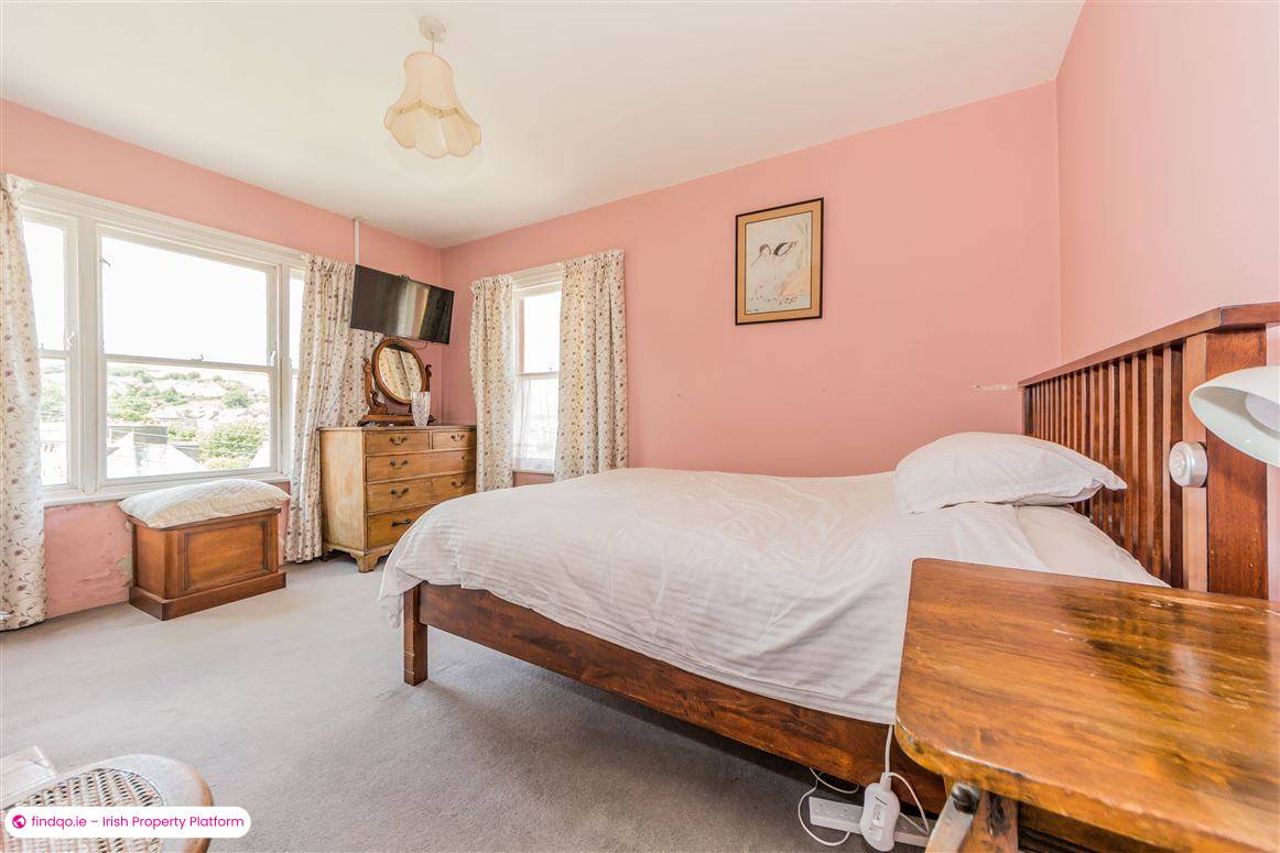 Detached house for Sale in Bantry, Cork