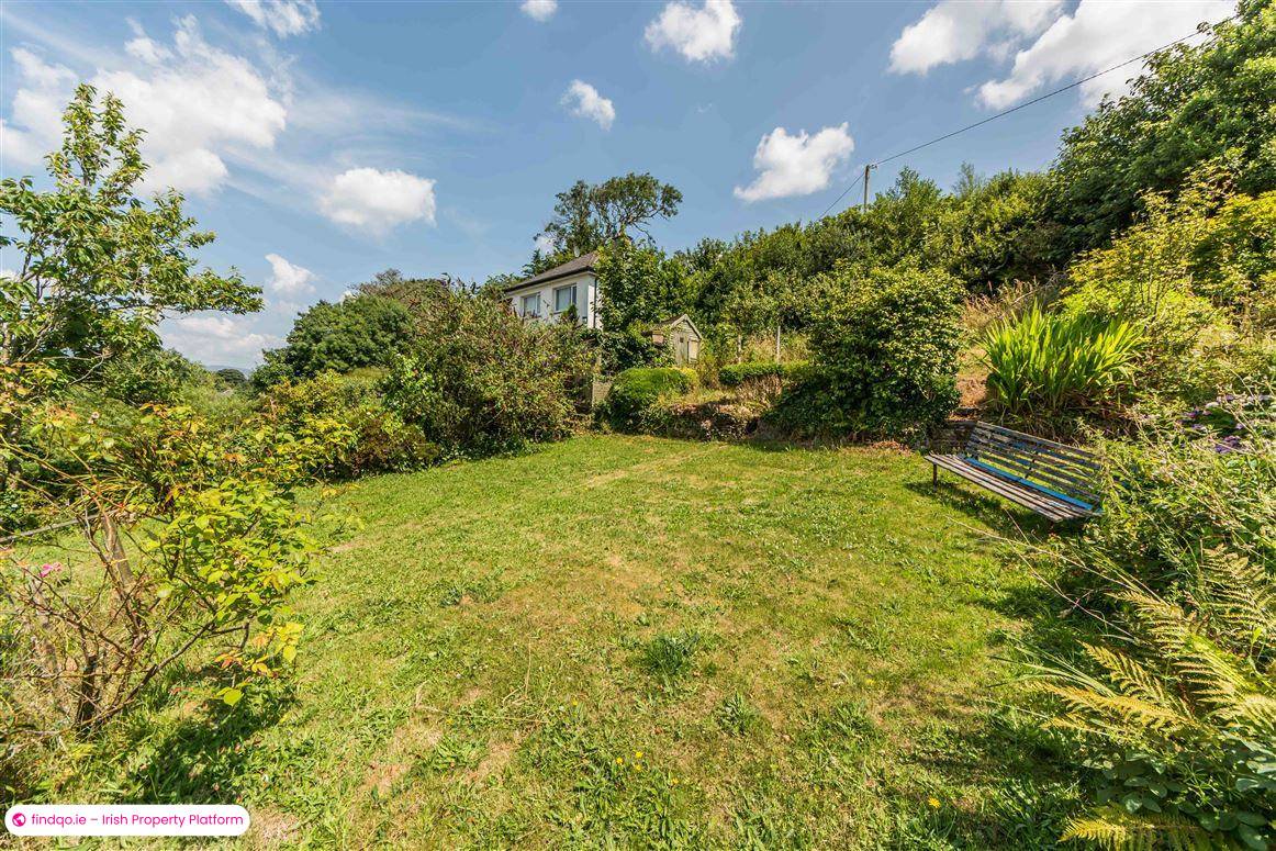 Detached house for Sale in Bantry, Cork