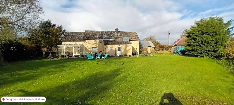 Detached house for Sale in Ferns, Wexford
