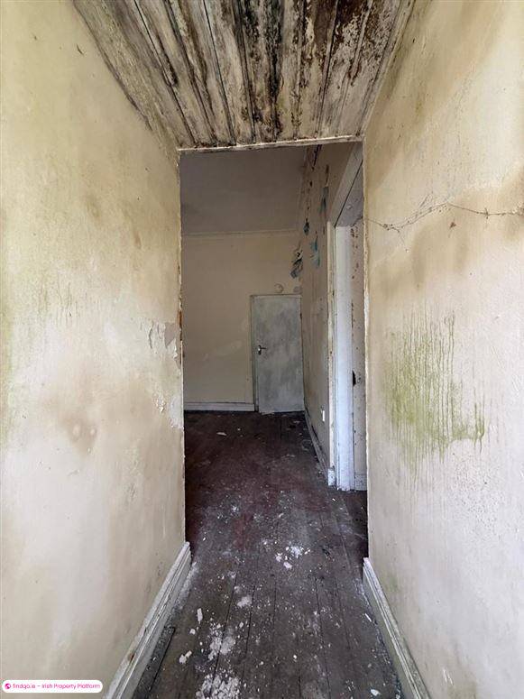 Detached house for Sale in Ballaghaderreen, Roscommon