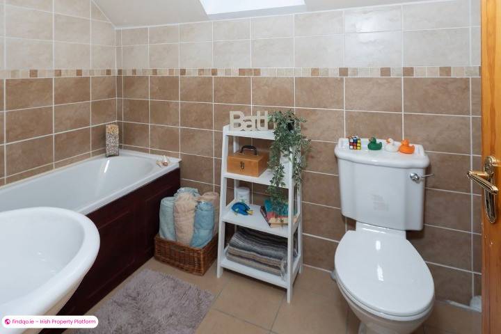 Semi-detached house for Sale in Ladysbridge, Cork