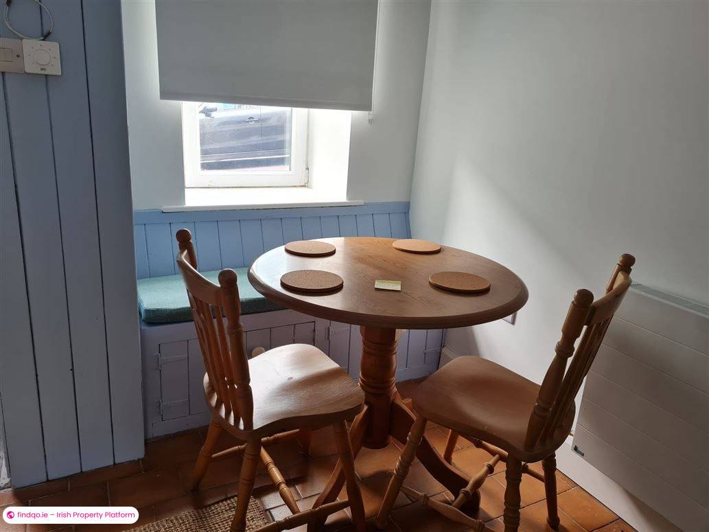 Terraced house for Sale in Schull, Cork