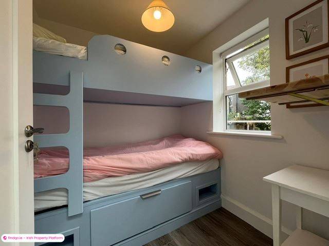 Terraced house for Sale in Schull, Cork
