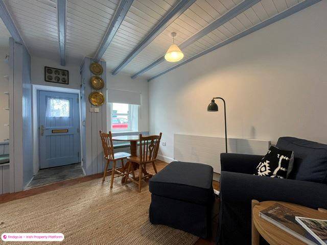 Terraced house for Sale in Schull, Cork
