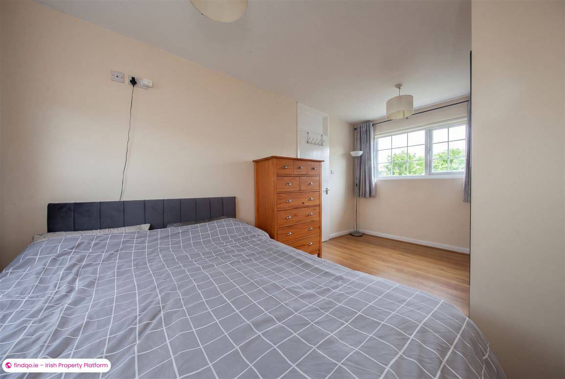 End of terrace house for Sale in Poppintree, Dublin 11