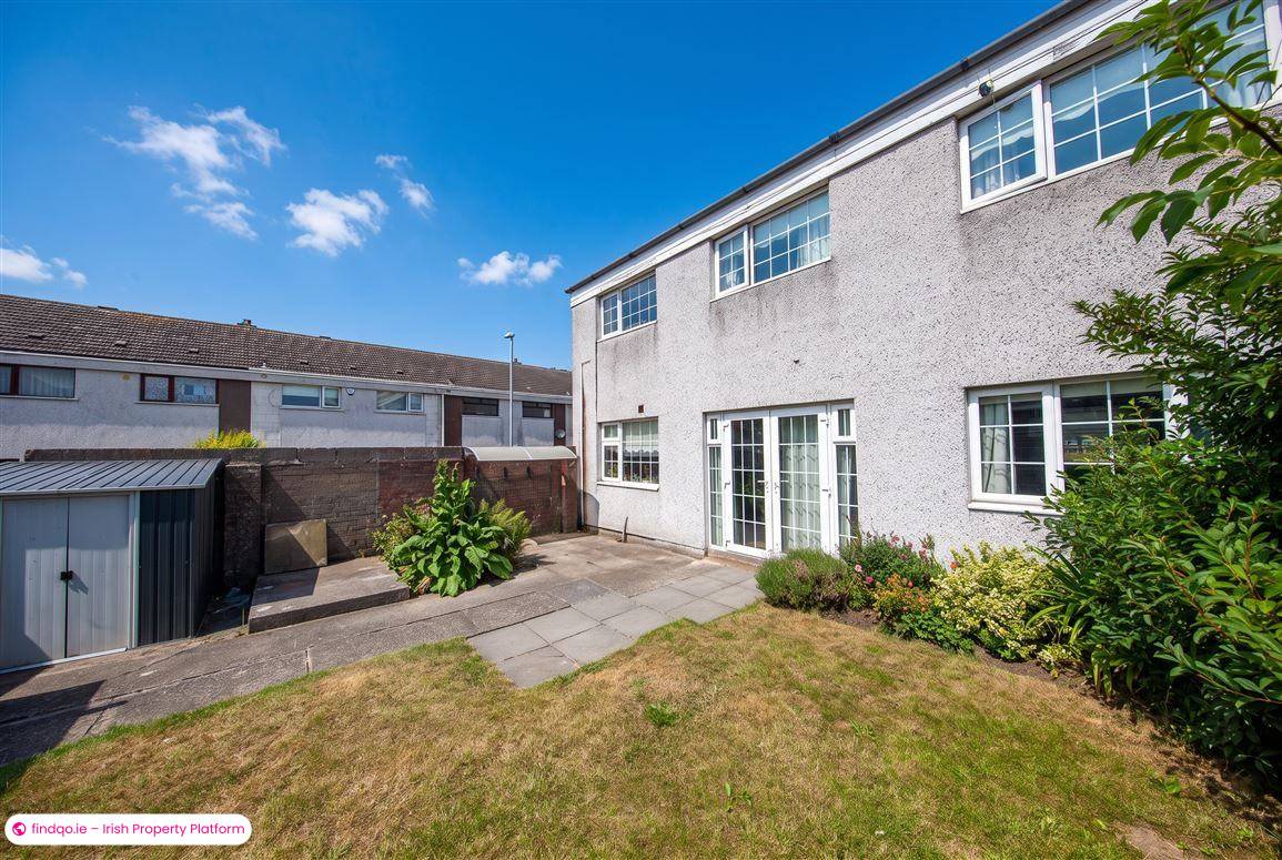 End of terrace house for Sale in Poppintree, Dublin 11