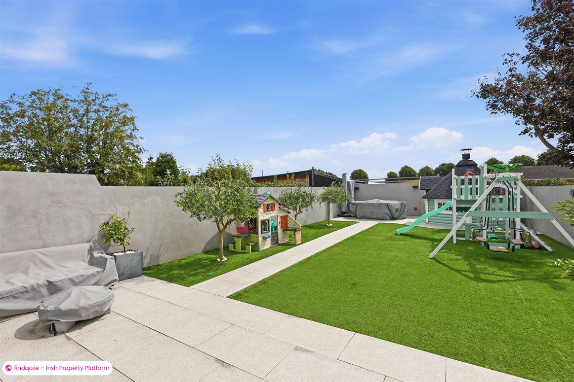 Semi-detached house for Sale in Artane, Dublin 5