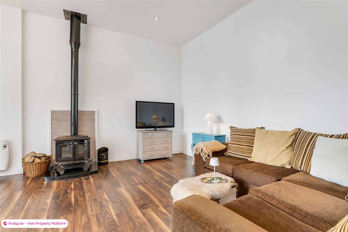 Semi-detached house for Sale in Slane, Meath