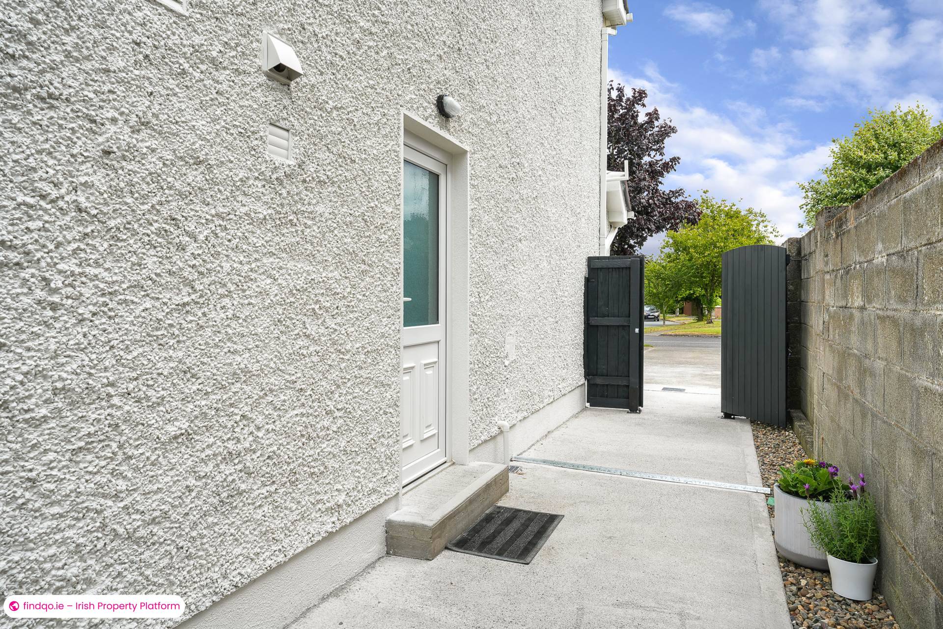 Semi-detached house for Sale in Navan, Meath