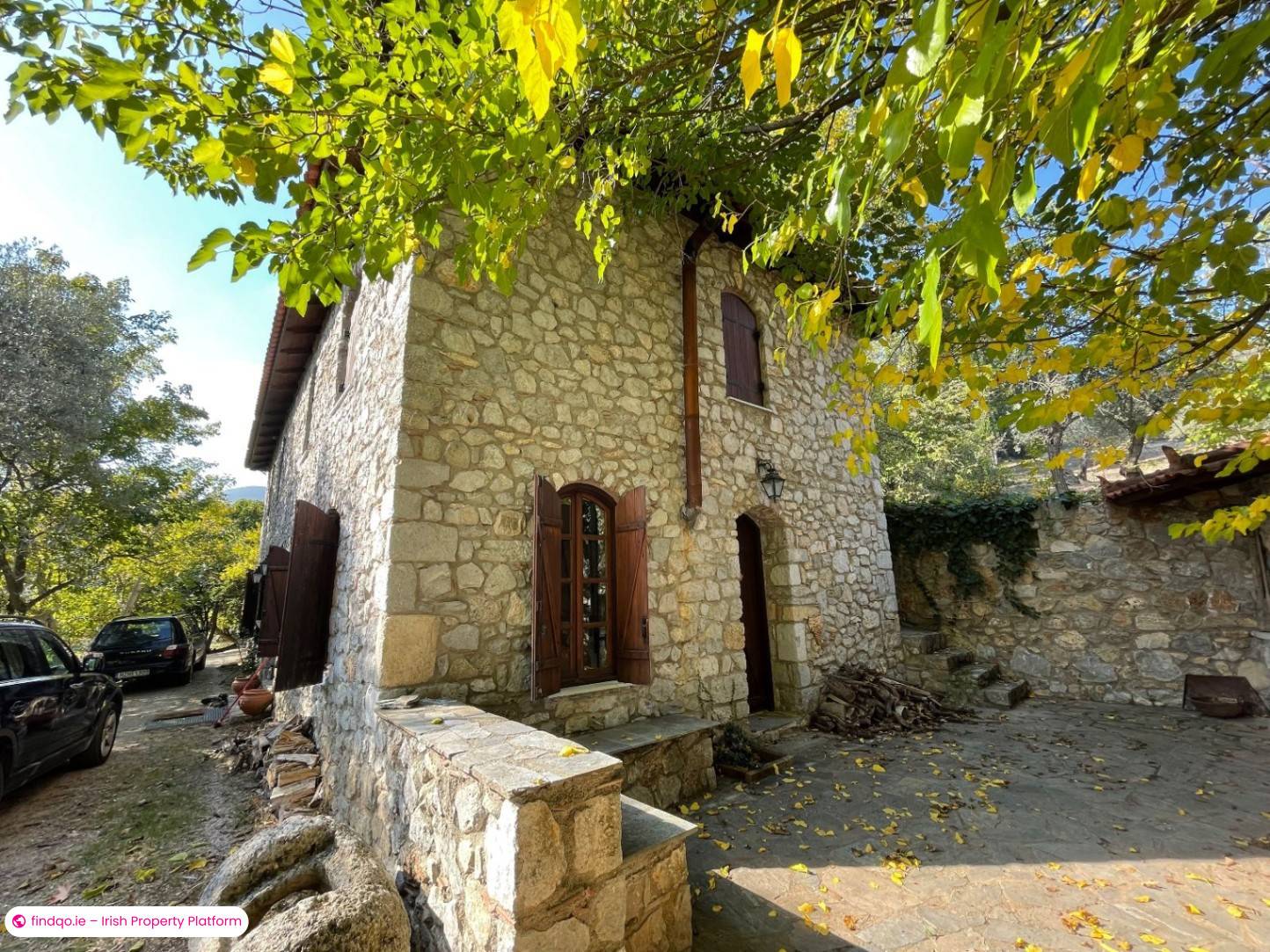 Detached house for Sale Outside Ireland