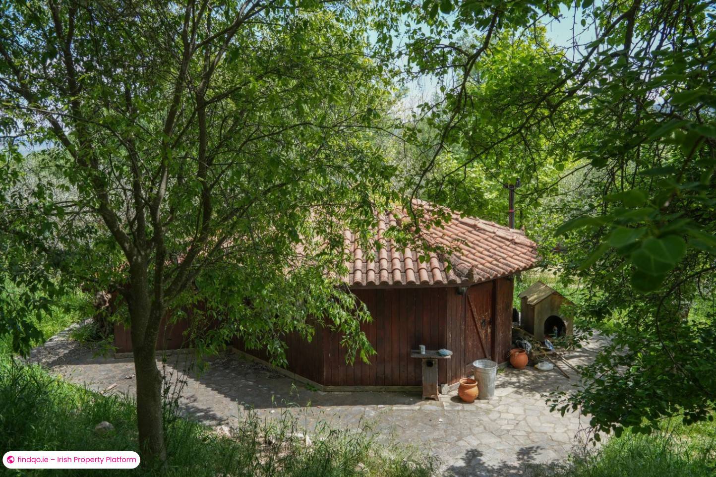 Detached house for Sale Outside Ireland