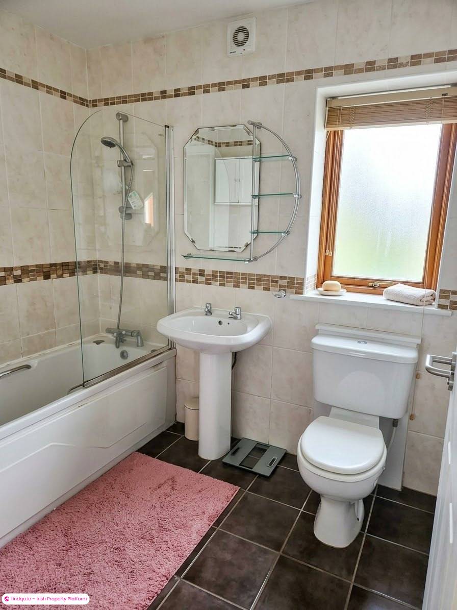 3 Bedroom Apartment for Rent in Blackrock, Cork