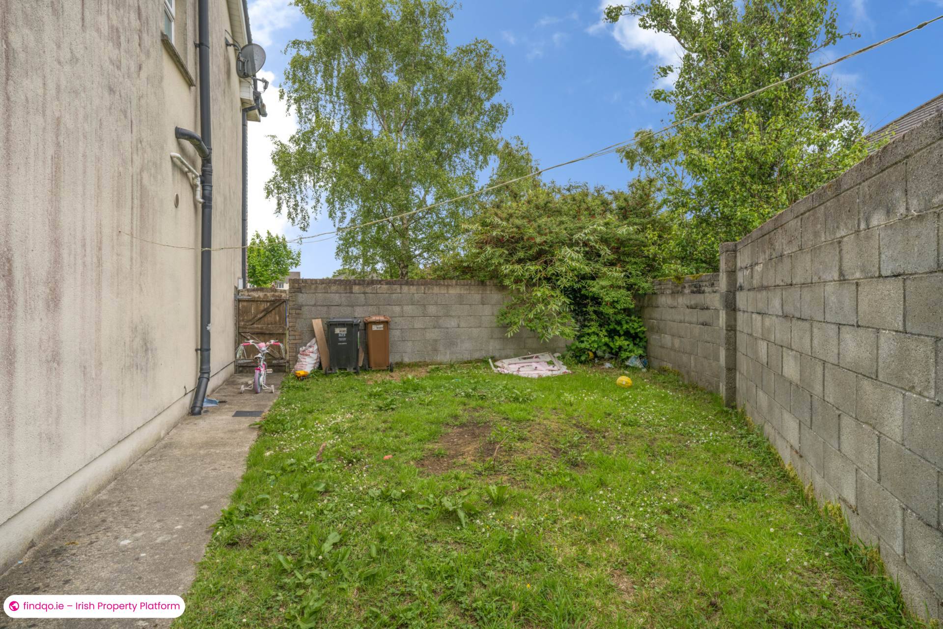 Semi-detached house for Sale in Kells, Antrim