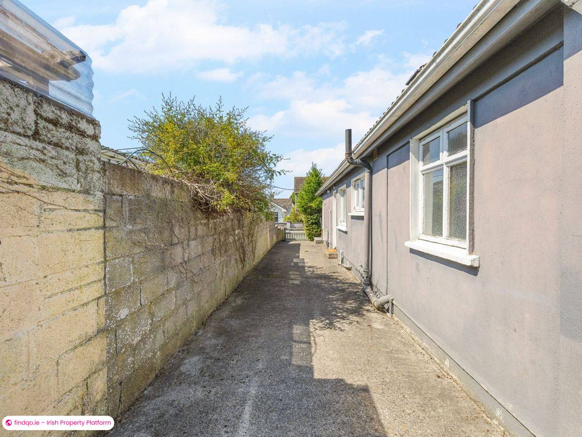 Detached house for Sale in Newbridge, Kildare