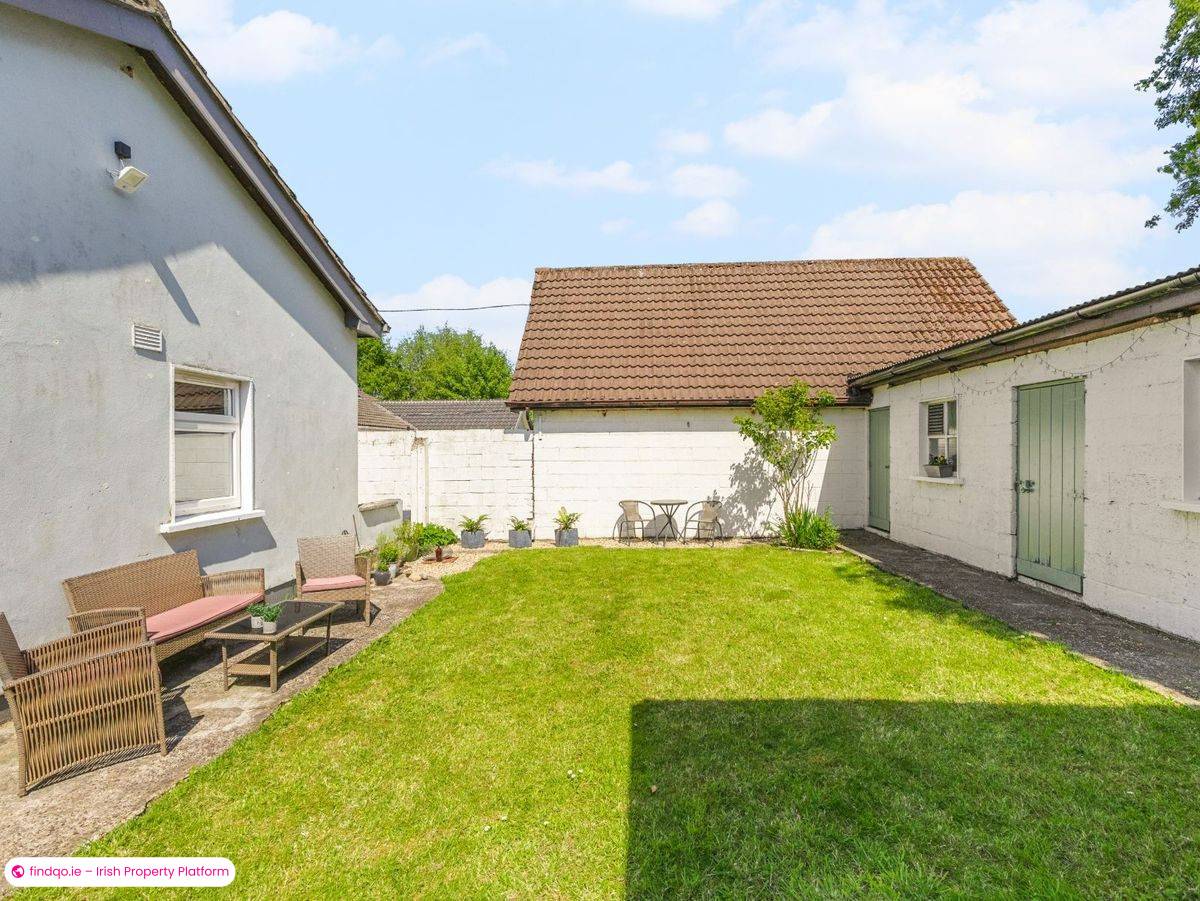 Detached house for Sale in Newbridge, Kildare