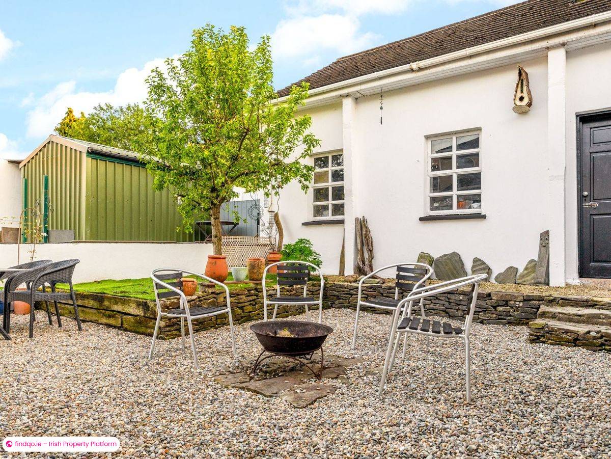 End of terrace house for Sale in Dunlavin, Wicklow