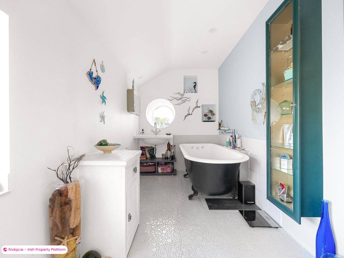 End of terrace house for Sale in Dunlavin, Wicklow