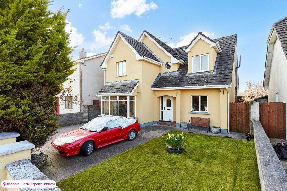 Detached house for Sale in Enfield, Meath