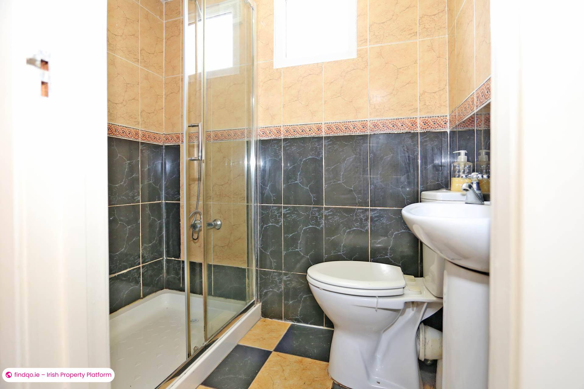 Semi-detached house for Sale in Caherdavin Lawn, Limerick, V94 X4XY