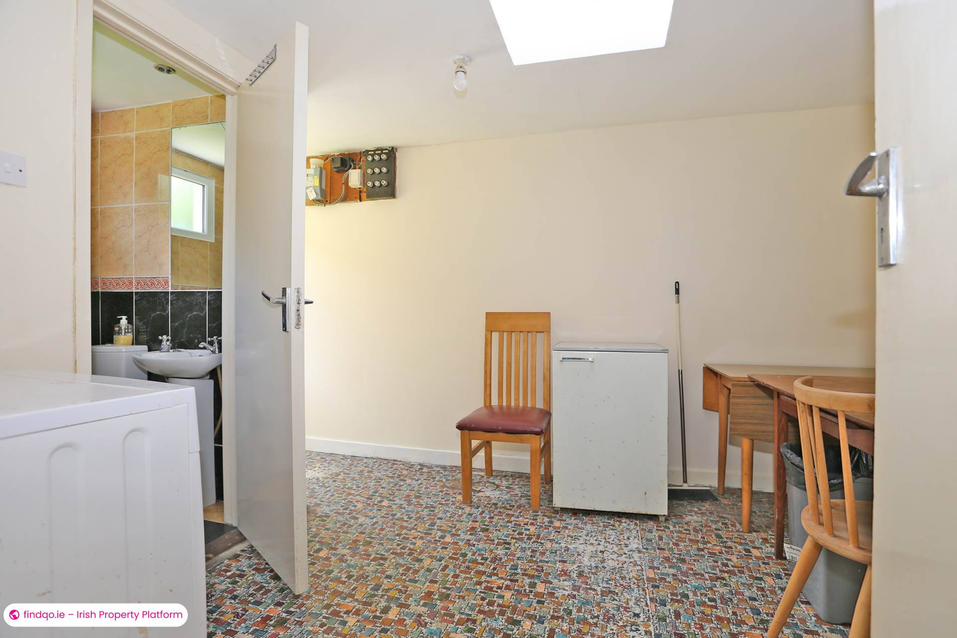 Semi-detached house for Sale in Caherdavin Lawn, Limerick, V94 X4XY