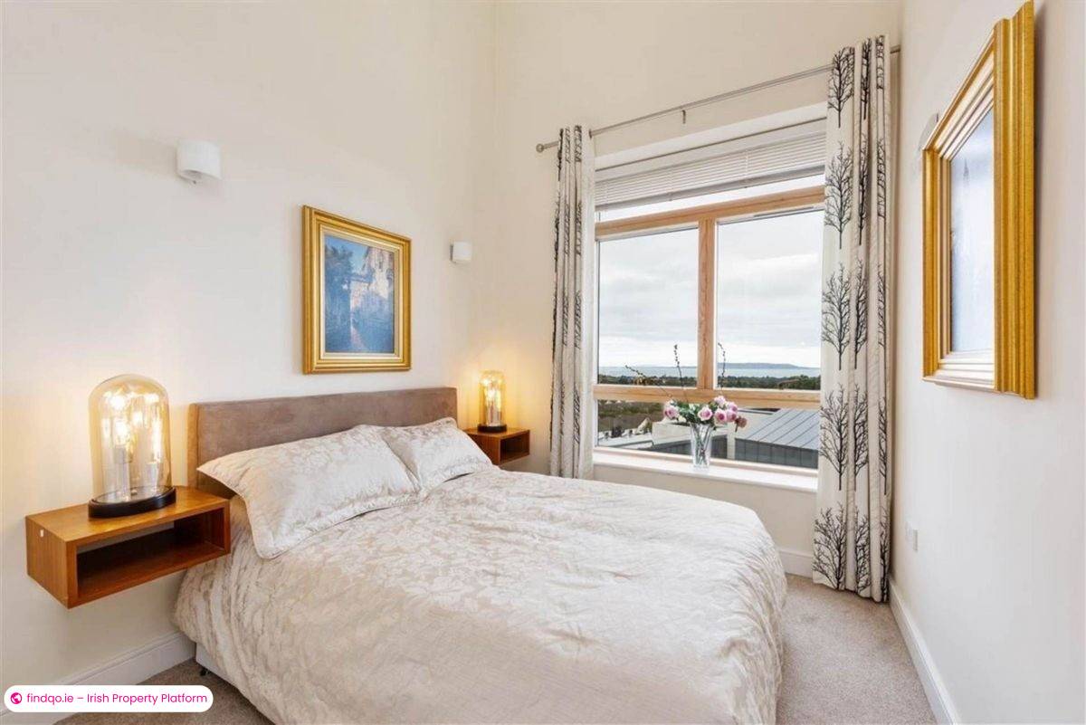 3 Bedroom Apartment for Rent in Stillorgan, Dublin (County)