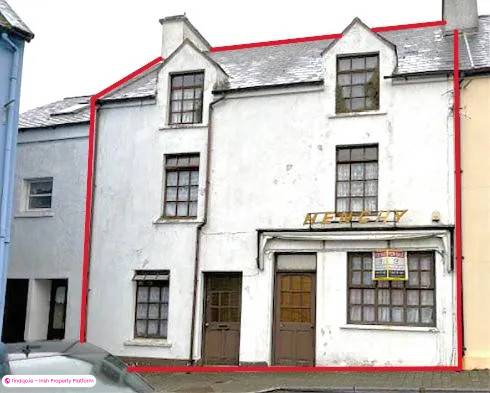 Terraced house for Sale in Ennis, Clare