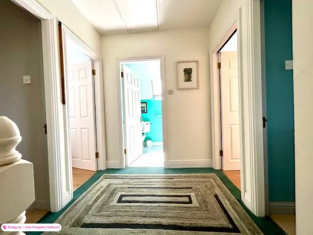 Detached house for Sale in Ennis, Clare