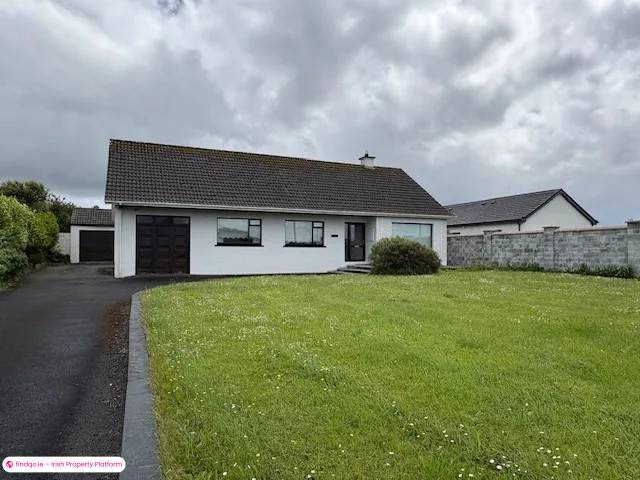 Detached house for Sale in Miltown Malbay, Clare