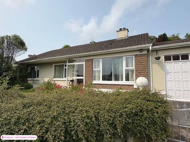 Detached house for Sale in Ennis, Clare