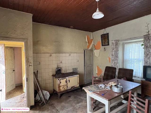 Detached house for Sale in Kilshanny, Clare