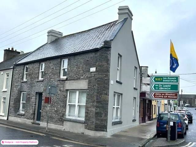 End of terrace house for Sale in Ennis, Clare